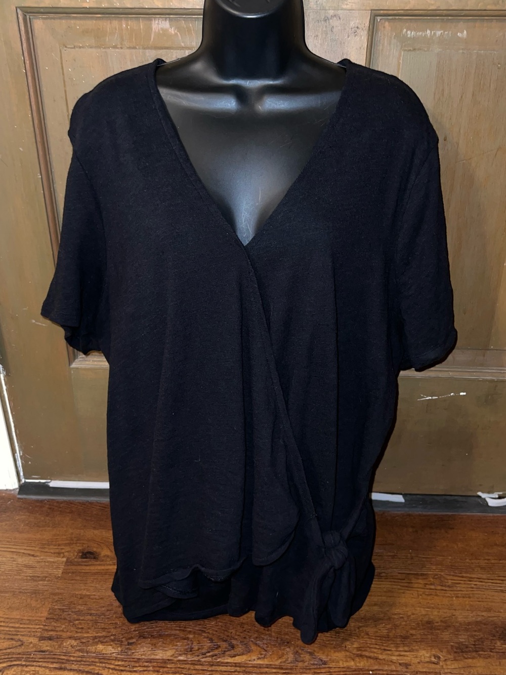 Old Navy Black Short Sleeve Faux Wrap Side Tie Blouse V Neck Tunic Size XXL